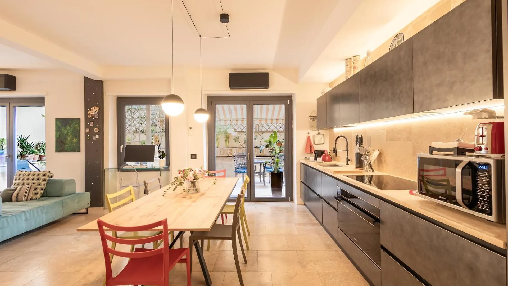 Aedrian'S Loft. Boutique Apartment With Private Terrace In The Center Of Roma